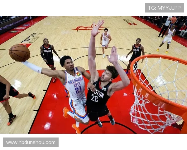 费尔斯状态回暖表现亮眼7号秀10投5中贡献12分1板3助助力球队胜利